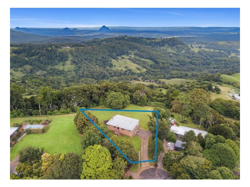 15 Alfs Road, Bald Knob QLD 4552
