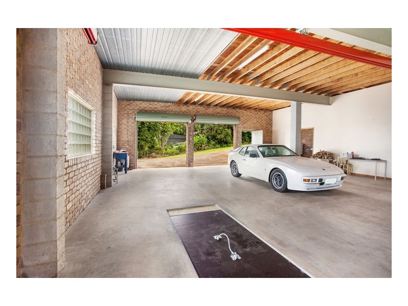 15 Alfs Road, Bald Knob QLD 4552