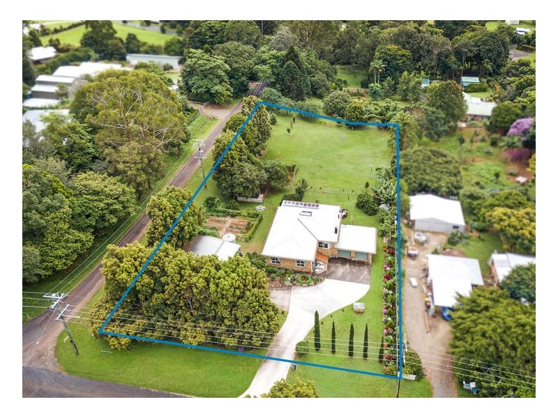 121 Gardners Lane, North Maleny QLD 4552