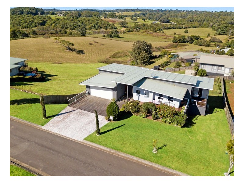 12 Cloudwalk Drive, Maleny QLD 4552