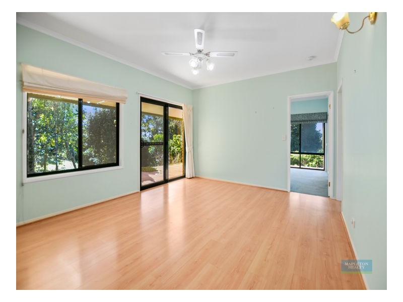 6 Emerald Court, Mapleton QLD 4560