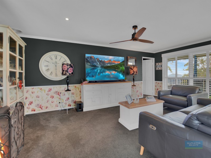 74 Mapleton Falls Road, Mapleton QLD 4560