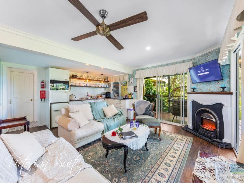 74 Mapleton Falls Road, Mapleton QLD 4560