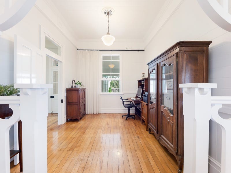 58 Maple Street, Maleny QLD 4552