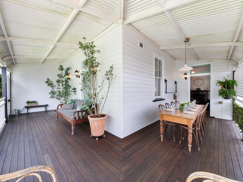 58 Maple Street, Maleny QLD 4552