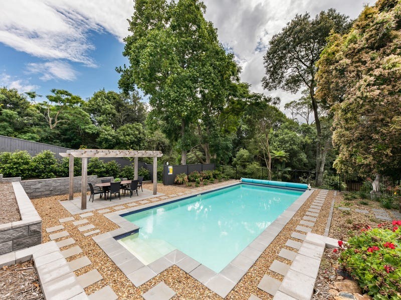 58 Maple Street, Maleny QLD 4552