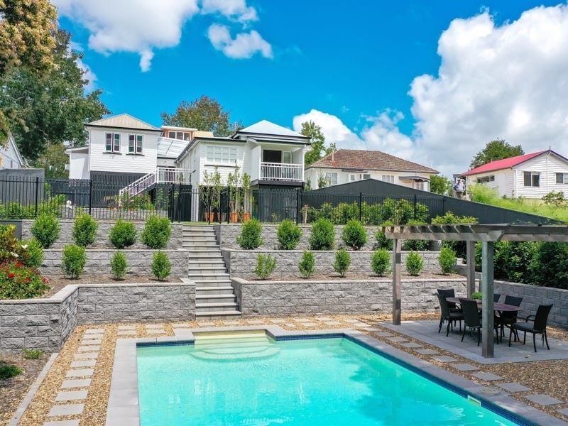 58 Maple Street, Maleny QLD 4552