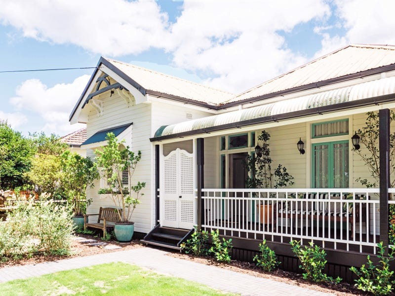 58 Maple Street, Maleny QLD 4552