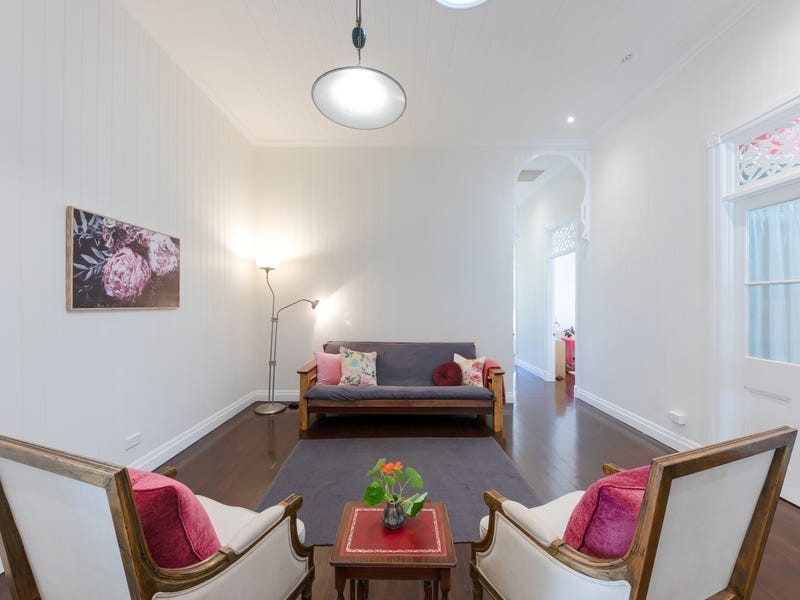 122 Maleny Kenilworth Road, Maleny QLD 4552