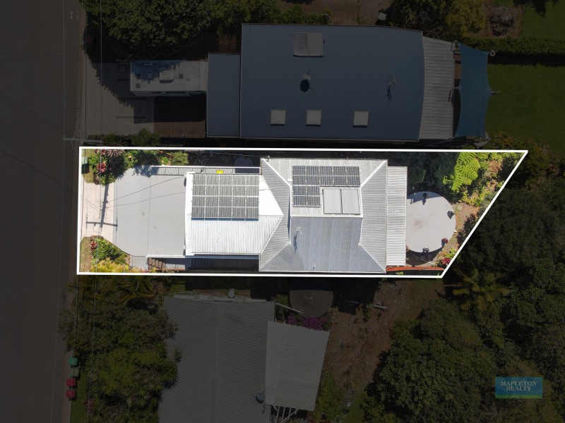 8 Post Office Road, Mapleton QLD 4560