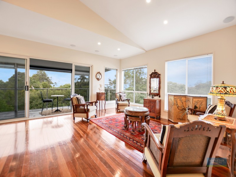 8 Post Office Road, Mapleton QLD 4560