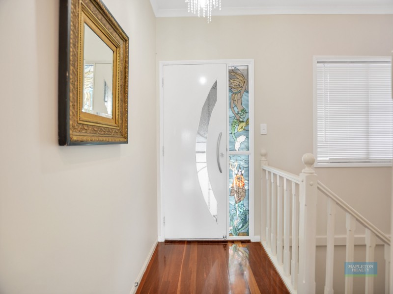 8 Post Office Road, Mapleton QLD 4560