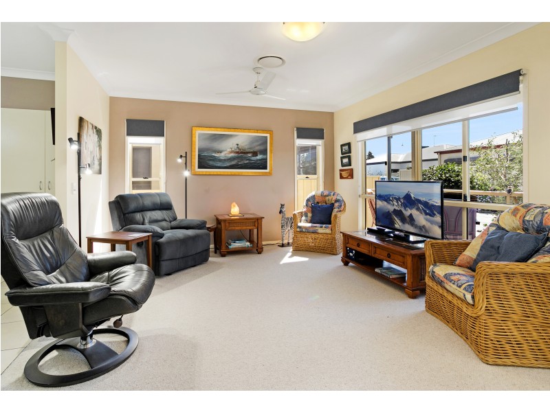 17/23 Macadamia Drive ‘Living Gems’, Maleny QLD 4552