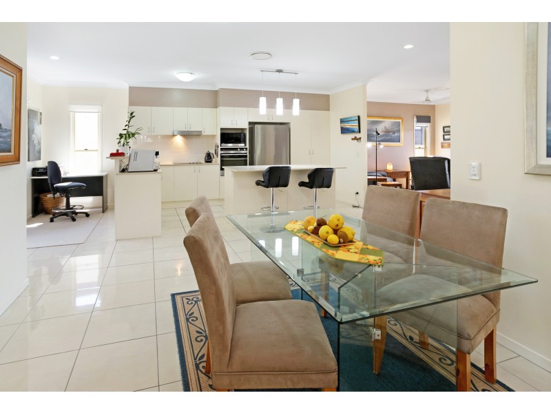 17/23 Macadamia Drive ‘Living Gems’, Maleny QLD 4552