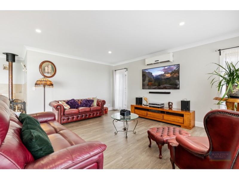 3 Topaz Street, Mapleton QLD 4560