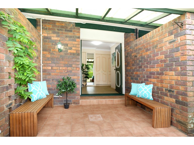 9 Mary Cairncross Avenue, Maleny QLD 4552