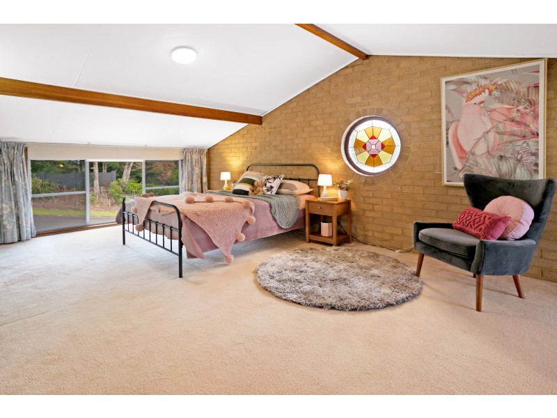 9 Mary Cairncross Avenue, Maleny QLD 4552