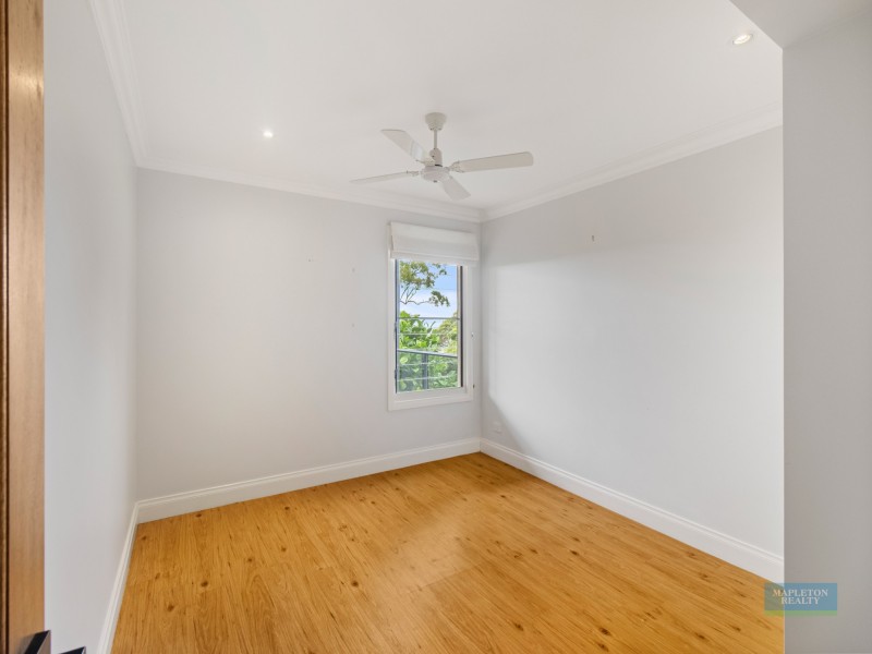 18 Topaz Street, Mapleton QLD 4560