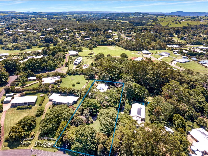 38 Avocado Lane, Maleny QLD 4552