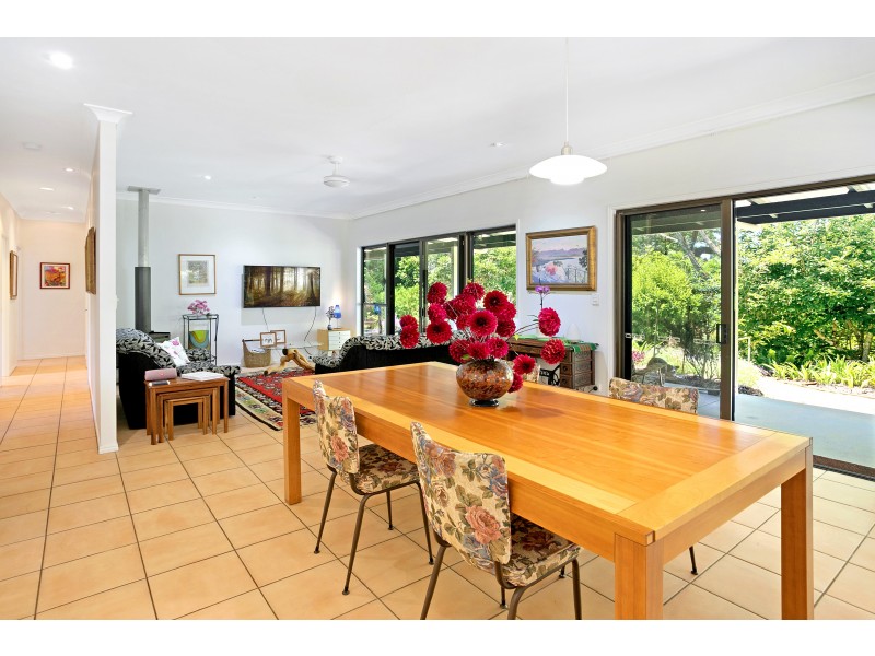 38 Avocado Lane, Maleny QLD 4552