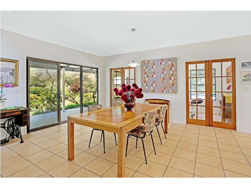 38 Avocado Lane, Maleny QLD 4552