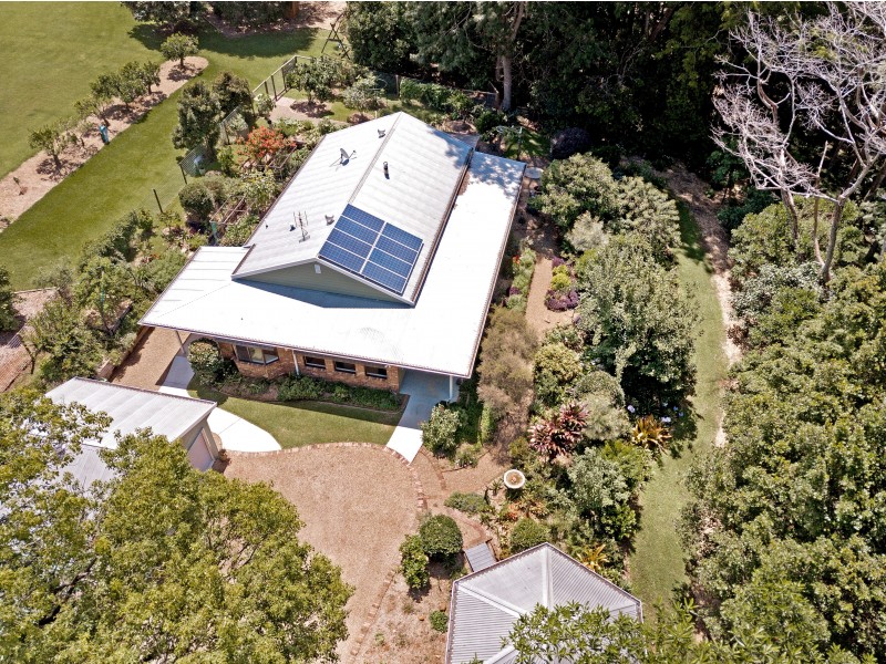 38 Avocado Lane, Maleny QLD 4552