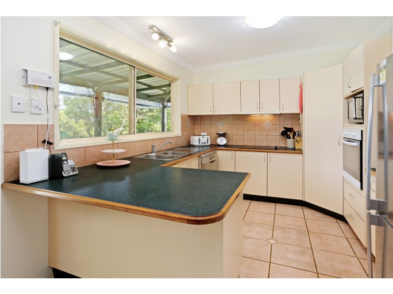 156 Teutoberg Avenue, Witta QLD 4552