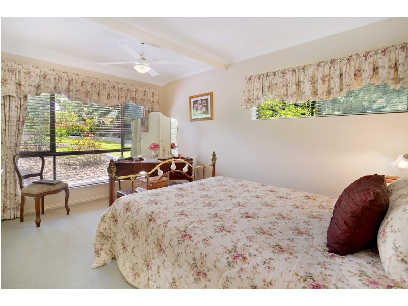76 Mountain View Road, Maleny QLD 4552