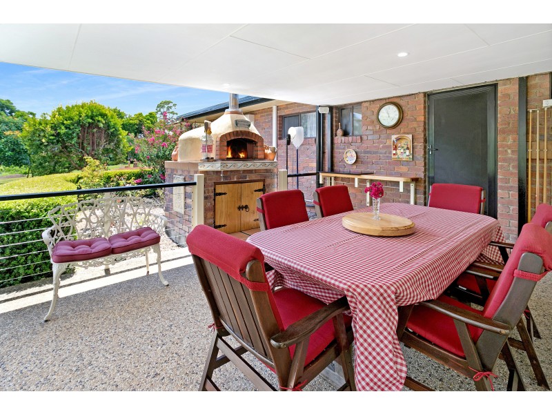 76 Mountain View Road, Maleny QLD 4552