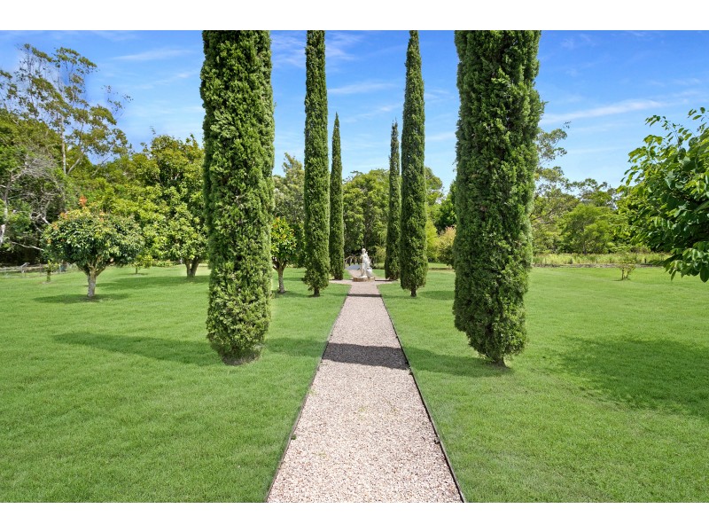 76 Mountain View Road, Maleny QLD 4552