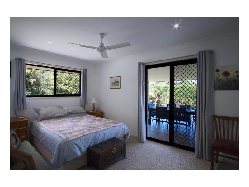 7 Burgess Avenue, Maleny QLD 4552