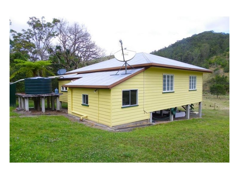 301 Harper Creek Road, Maleny QLD 4552