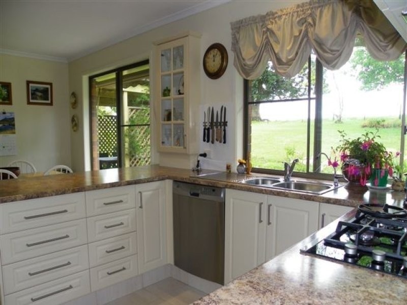 1044 Landsborough-Maleny Road, Maleny QLD 4552