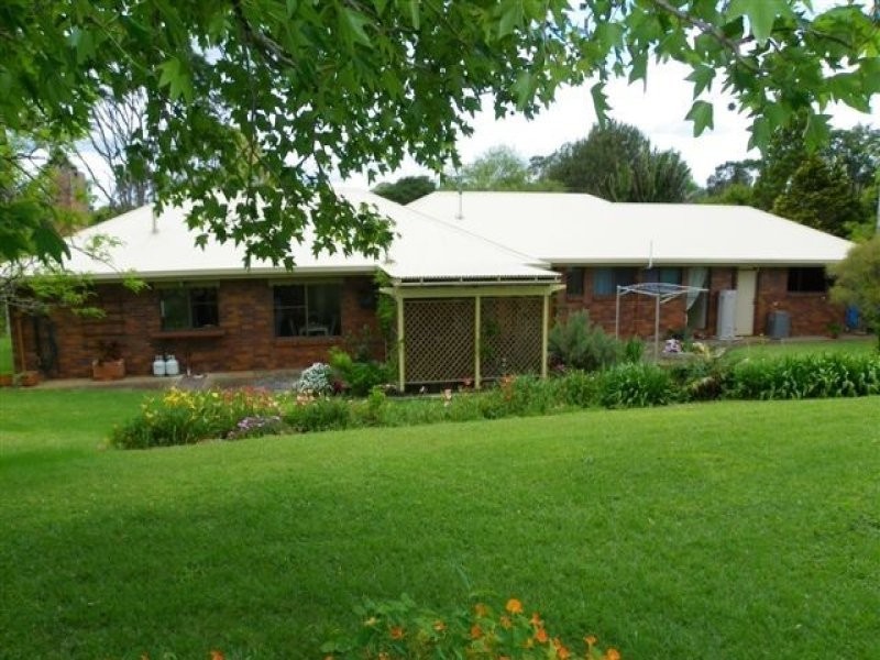 1044 Landsborough-Maleny Road, Maleny QLD 4552