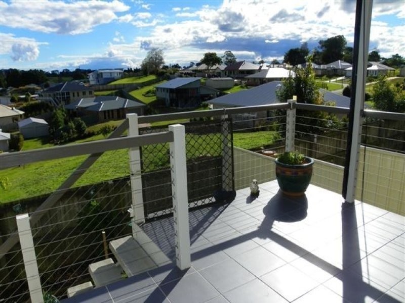 23/23 Macadamia Drive, Maleny QLD 4552