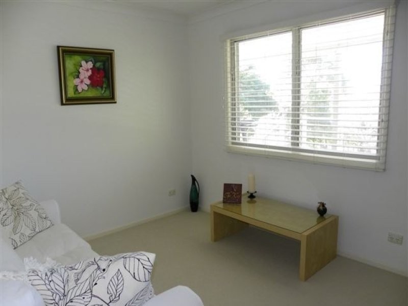 16 Avocado Lane, Maleny QLD 4552