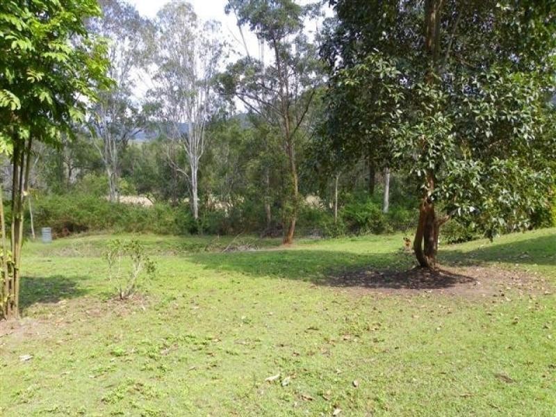 14 Chinaman Creek Road, Maleny QLD 4552