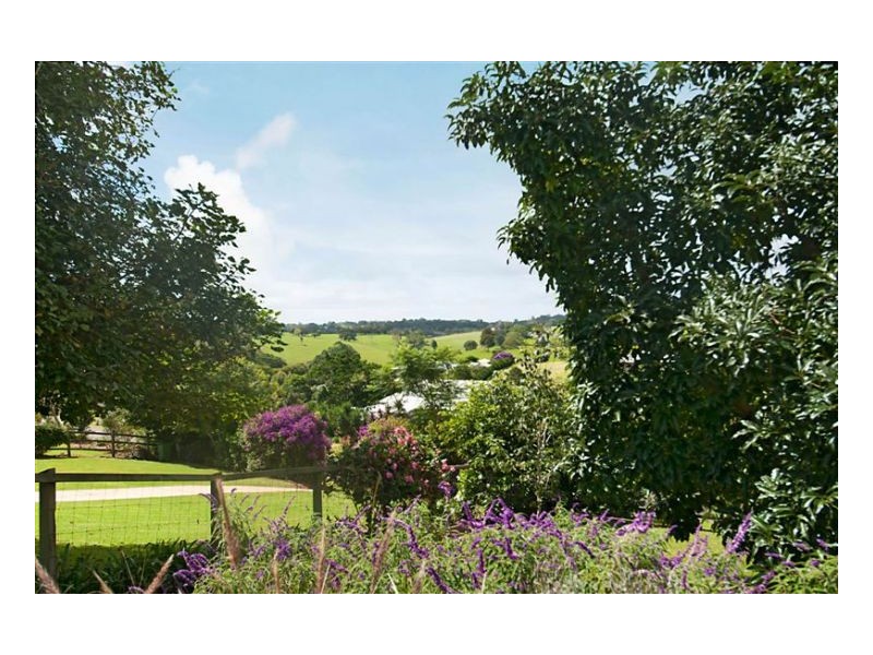 8 Lansdowne Rise, Maleny QLD 4552