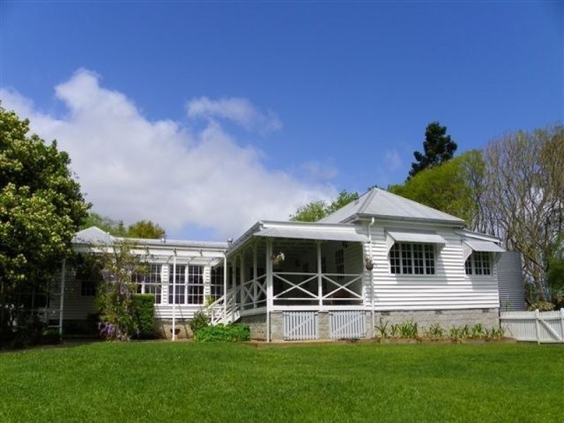 1 Vale End, Maleny QLD 4552