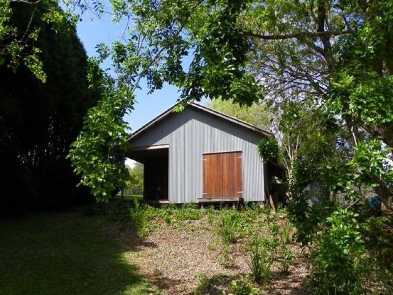 1 Vale End, Maleny QLD 4552