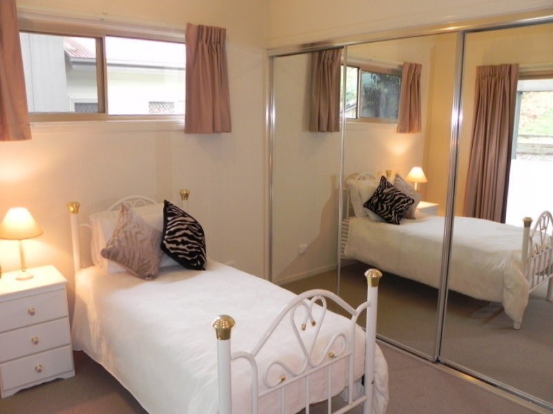 2/8 Willaroo Way, Maleny QLD 4552