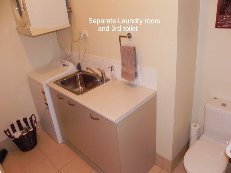 2/8 Willaroo Way, Maleny QLD 4552