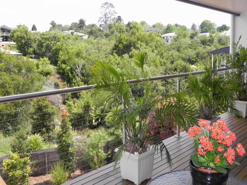 2/8 Willaroo Way, Maleny QLD 4552