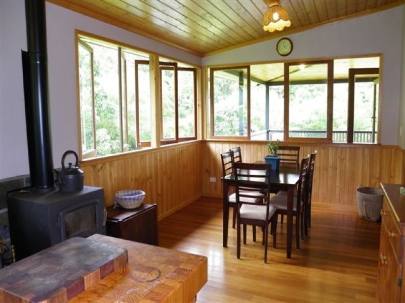 505 River Road, Peachester QLD 4519