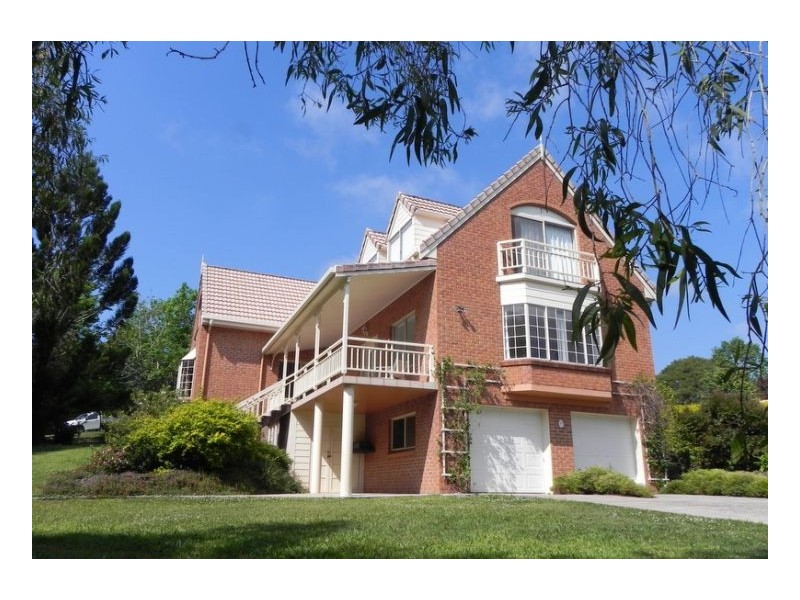 18 Treehaven Way, Maleny QLD 4552