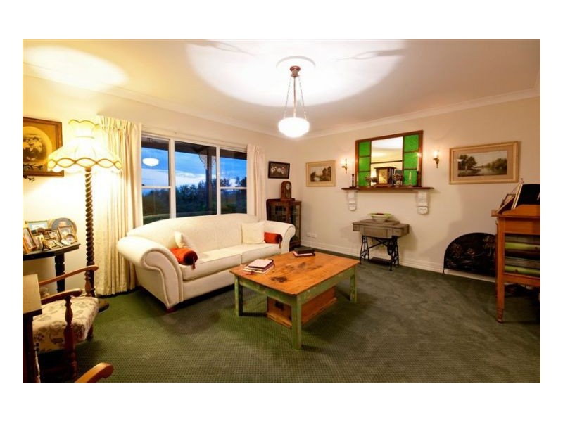 42 McCarthy Shute Road, Maleny QLD 4552