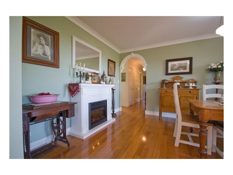 42 McCarthy Shute Road, Maleny QLD 4552