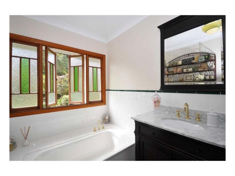 42 McCarthy Shute Road, Maleny QLD 4552