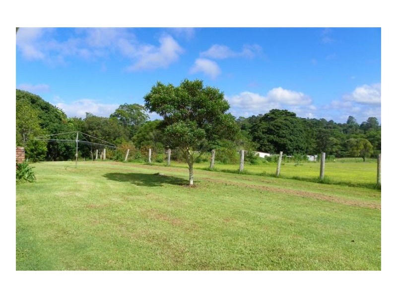 Lot 2 129 Gardners Lane, North Maleny QLD 4552