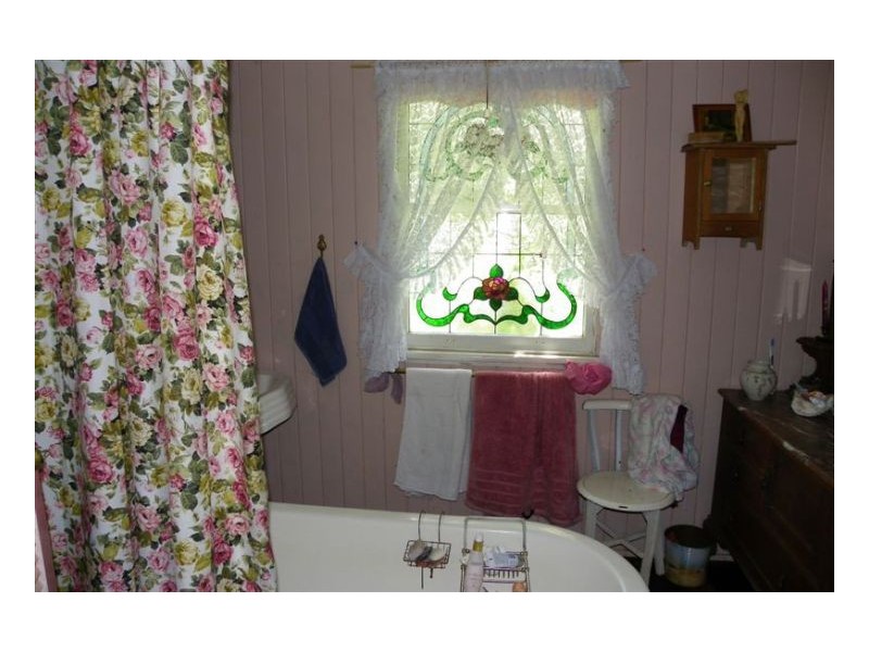 12 Tulip Street, Maleny QLD 4552